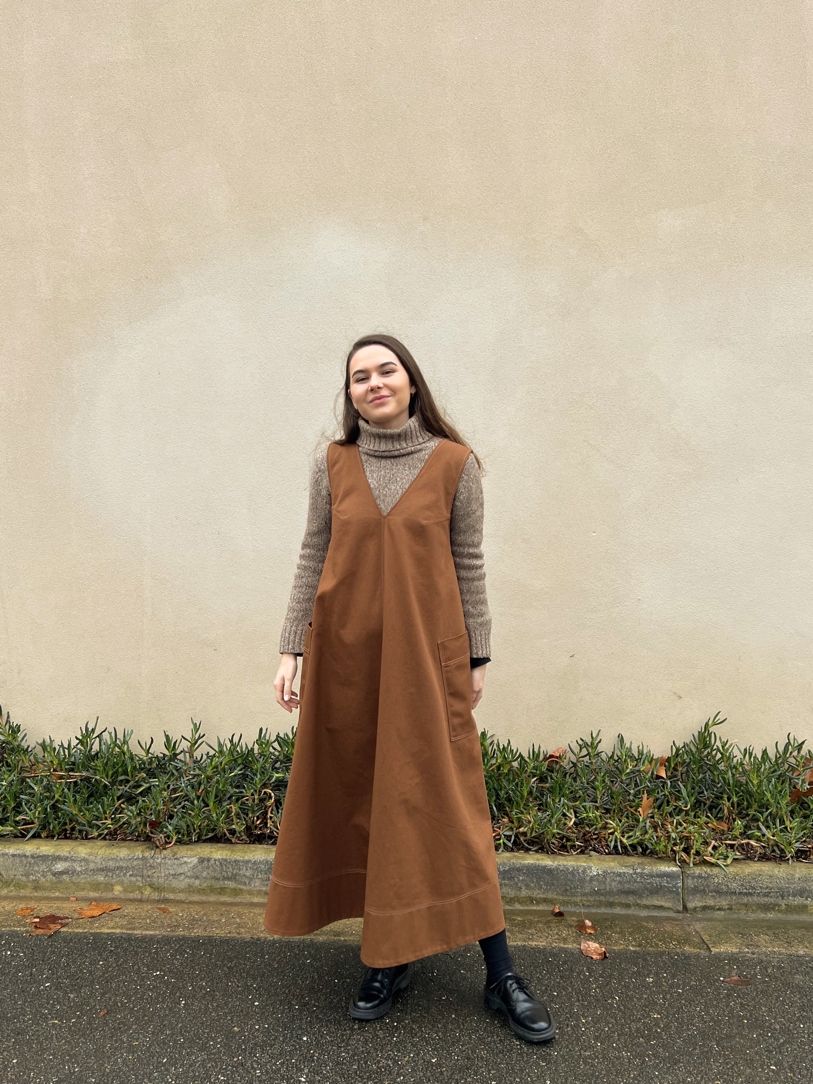 Brown Drill Ora Pinafore Size 10 (with pockets)